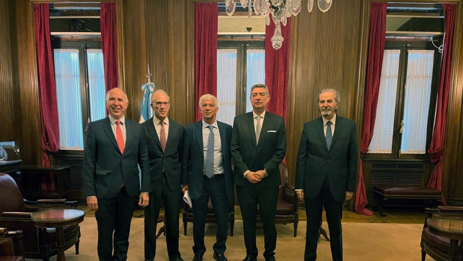 Cúneo Libarona visitó la Corte con la premura de los sueldos de los judiciales como telón de fondo