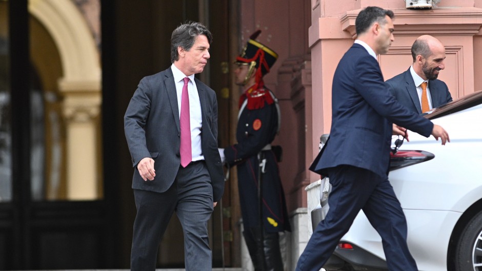 Eurnekián y Posse nombran al jefe de la PSA y controlan la seguridad de los aeropuertos