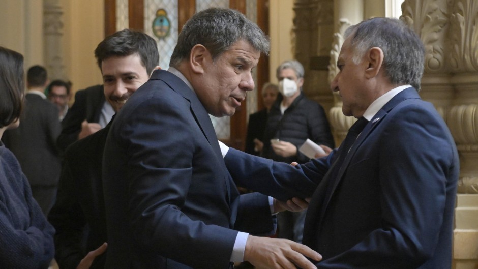 Fractura radical: Manes y De Loredo se adjudican la presidencia del bloque y denuncian una «votadora trucha»