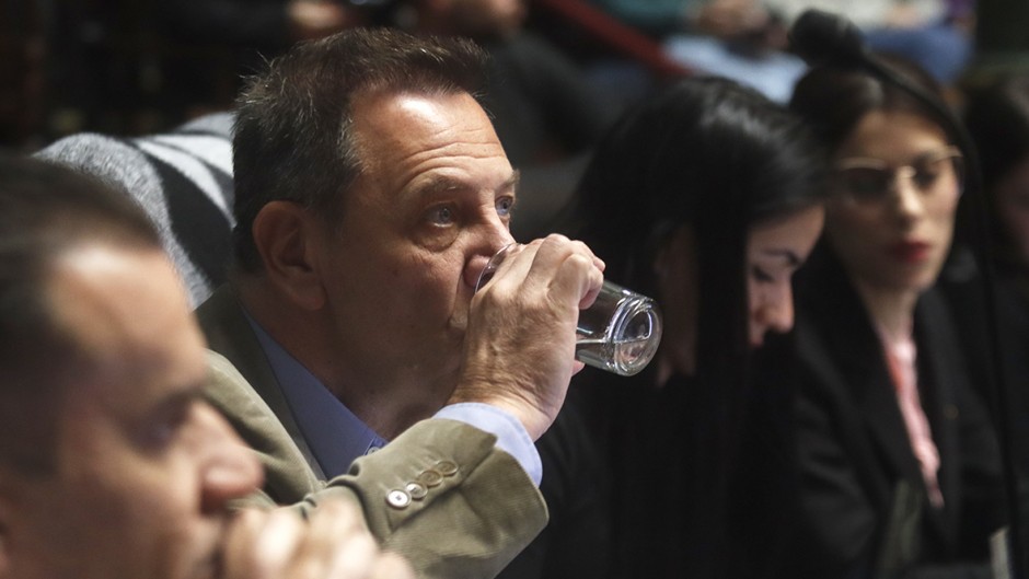 Un ex Angelici le ganó a Villarruel la jefatura del bloque de Diputados de Milei