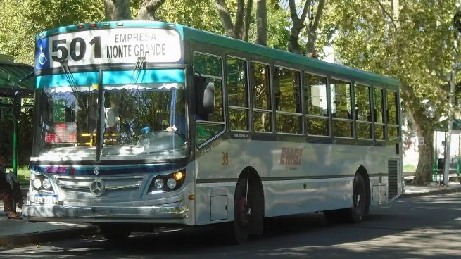 La Justicia aceptó un amparo y frenó la audiencia por la suba del transporte