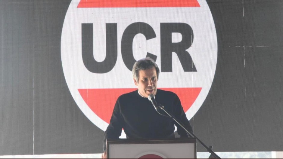 Durísimo rechazo de la Convención Nacional de la UCR a la ley ómnibus: «improvisada y poco democrática»